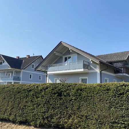 Bergl - Modernes Mit Bergblick & Balkon Nahe Woerthersee 아파트