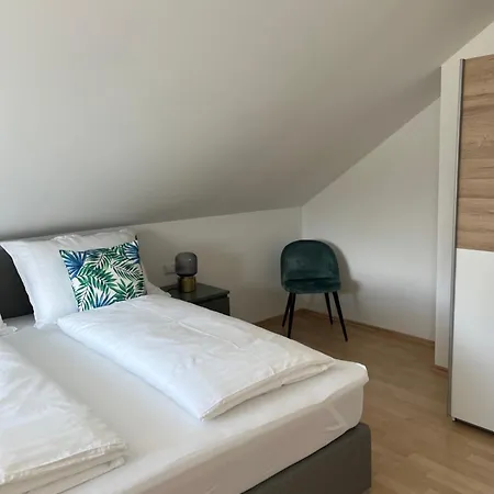 Bergl Διαμέρισμα *